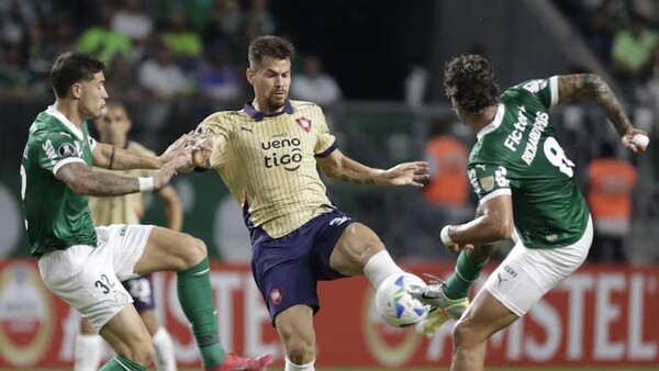 Cerro Porteño recibe hoy a Palmeiras: Diego Martínez se juega su futuro