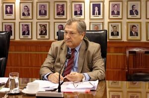 Ministro defiende proyecto para modificar CPC y asegura que sistema crediticio no se verá afectado - El Observador