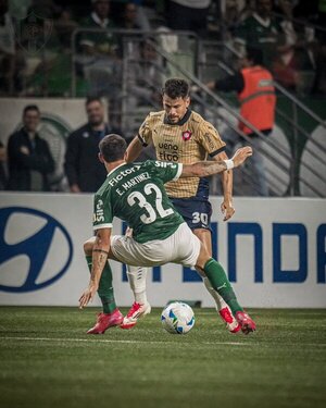 El Ciclón enfrenta a Palmeiras obligado a ganar - trece