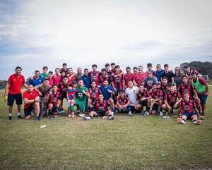 Cerro Porteño asume el liderazgo con triunfo en el clásico de Reserva - Fútbol - ABC Color