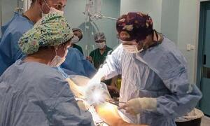 Realizan primera cirugía de reconstrucción ósea con injerto del propio paciente en Hospital General de Coronel Oviedo – Prensa 5