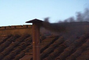 El Vaticano: Resultado de la primera votación de cardenales: humo negro