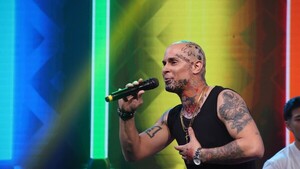 Emanuel Noir, de Ke Personajes el primer eliminado del reality "Yo me llamo"