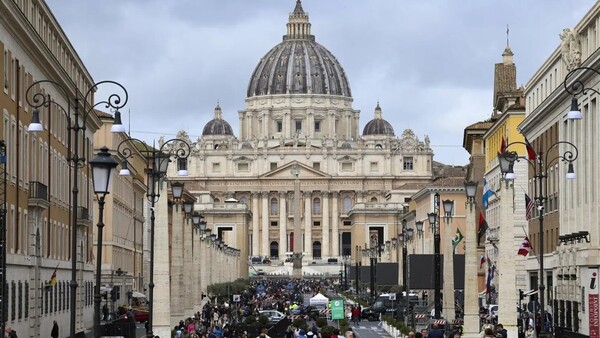 Multan con 500.000 euros a hoteles de Roma por irregularidades en días previos al cónclave