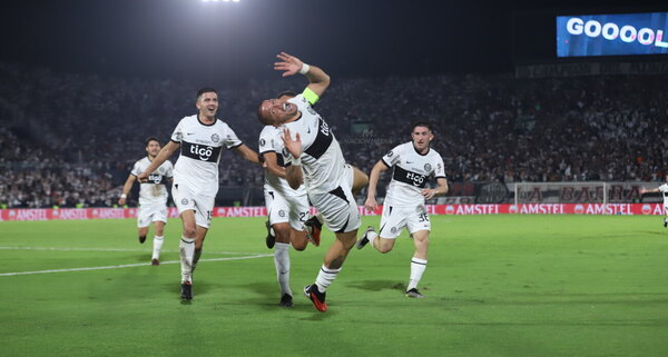 Versus / Bustos recuerda la noche épica de Olimpia ante Flamengo esperando despegar en la Libertadores