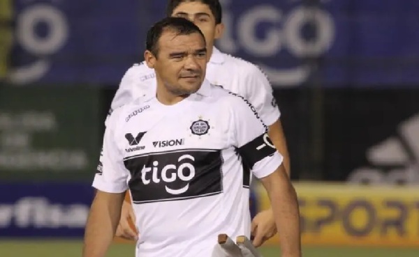 Detienen al exfutbolista Julio Manzur por ser presunto inversor en la red de narcomenudeo - OviedoPress