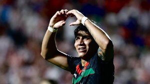 Marabel cumple "la ley del ex" y con un doblete da el triunfo a Palestino