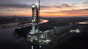 Puente que conectará Carmelo Peralta con Puerto Murtinho tiene gran avance