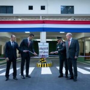 Inauguración de Obras de Mejoramiento de Infraestructura del Comando de las Fuerzas Militares :: Presidencia de la República del Paraguay
