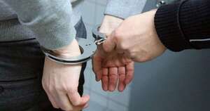La Nación / Detienen a adolescente que disparó a su padre para defender a su madre