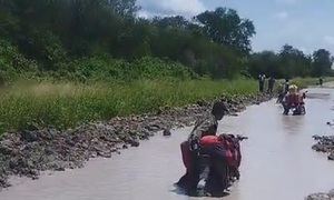 La solidaridad que evitó la inundación de Bahía Negra - OviedoPress