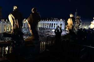 El Vaticano despliega su galaxia mediática para mostrar su antiquísima elección papal - Mundo - ABC Color