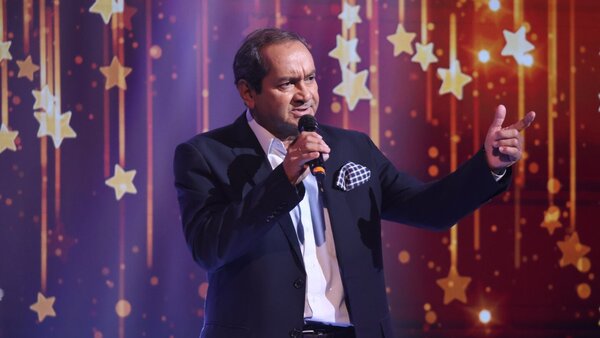 La gran presentación de José Luis Perales en la gala de Yo Me Llamo Paraguay