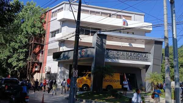 Daño en el sistema informático de la Policía generó complicaciones en Identificaciones - Nacionales - ABC Color