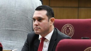 El senador Hernán Rivas habló de su video íntimo: “Sabemos quién me extosionó”