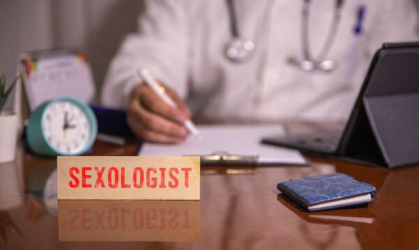 Cuáles son las consultas más comunes en una cita con un sexólogo - Sexualidad - ABC Color