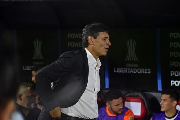 La formación de Olimpia para enfrentar hoy a Vélez Sarsfield - Olimpia - ABC Color