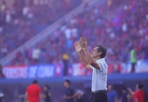 Versus / Bustos apela al estado anímico luego de la victoria en el clásico para revivir en la Copa
