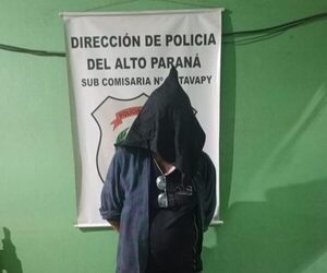 ¡Abuelo fue detenido por derramar cloaca!