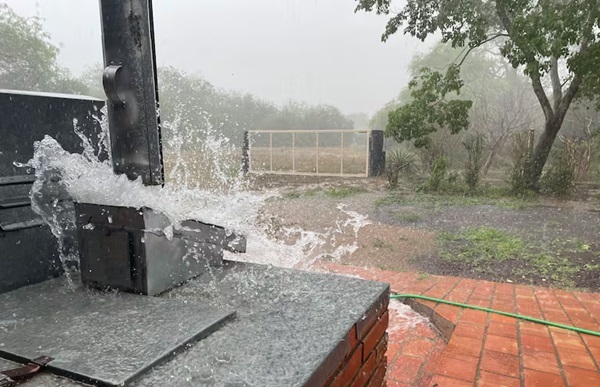 Tormentas con ráfagas de hasta 120 km/h afectarán al país