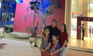 Fidencio Oviedo: “Les llevé por primera vez a mis hijos a la Nueva Olla como hincha”