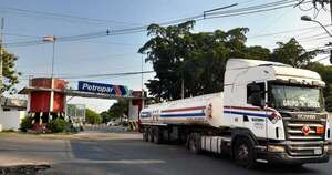 La Nación / Petropar evalúa futuras compras para bajar precio de combustibles