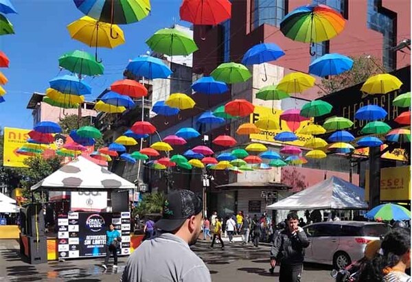 Crazy Week 2025 arrancó con fuerza en Ciudad del Este | DIARIO PRIMERA PLANA