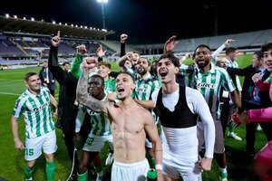 Versus / Pellegrini conduce al Betis a la primera final europea de su historia