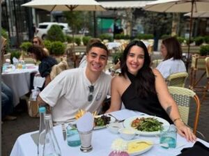Salidita romántica de Miguel Almirón con su esposa en Atlanta