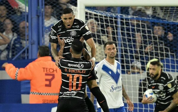 Versus / Olimpia rescata un punto de esperanza ante Vélez