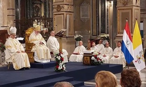 El hoy Papa León XIV concelebró una misa por la Independencia del Paraguay en Roma - OviedoPress