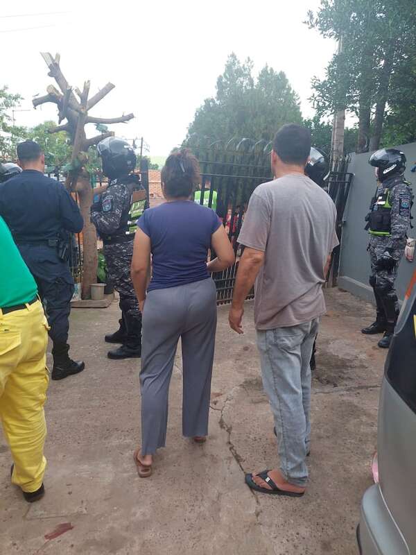 Intento de feminicidio: imputan a hombre que habría atacado a su expareja e hijastra en Ñemby - Policiales - ABC Color