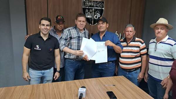 Petropar y cañicultores firman acuerdo y levantan manifestación en Ruta PY02 - Nacionales - ABC Color