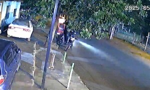 Policías aprietan a delivery y se apropian de G. 100.000 – Prensa 5