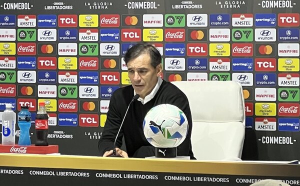 Versus / Bustos siente que el equipo comienza a representar a la afición olimpista