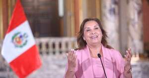 La Nación / Presidenta de Perú califica a León XIV como un peruano por “elección y convicción”