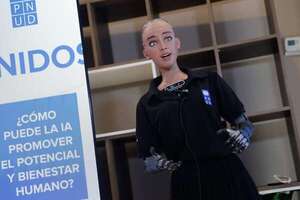 Esto dijo Sophia, la robot humanoide más avanzada del mundo, en su visita a Asunción - Tecnología - ABC Color