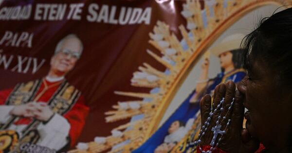 La Nación / Selección peruana pide “milagro” al papa para clasificar al Mundial
