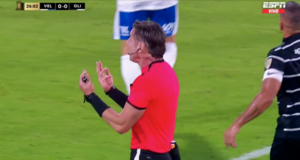 Versus / Olveira, la primera víctima de "la regla de los 8 segundos" en la Copa Libertadores