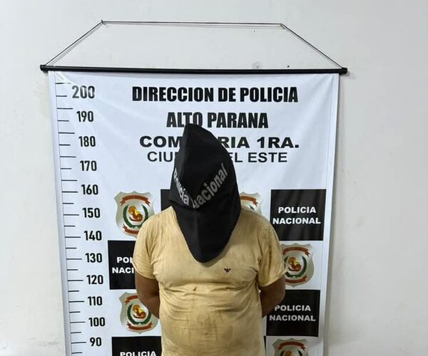 Molieron a golpes a vendedor ambulante por acosar a adolescente