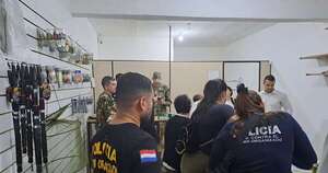 Diario HOY | Incautan armas y otros elementos en un local comercial de Asunción