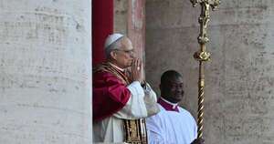La Nación / El papa León XIV jugaba a ser sacerdote cuando era niño, relataron sus hermanos