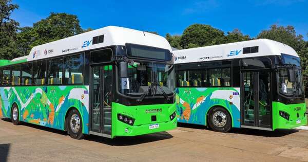 Diario HOY | Comienzan a operar buses eléctricos donados por Corea del Sur