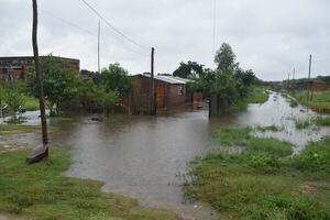 Viviendas inundadas por lluvias en Ayolas - Nacionales - ABC Color