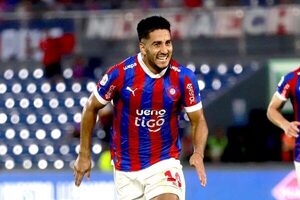 Fallan a favor de Cerro porteño en bolonki por Cecilio Domínguez con el América