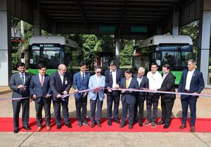 Buses eléctricos donados por Corea del Sur inician operaciones en Hernandarias