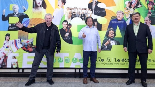 Maestro Luis Szarán desplegará su talento musical en Corea