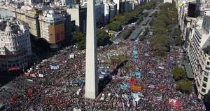 Diario HOY | Argentinos ya no necesitan treparse al Obelisco, ¡Ya tienen ascensor!