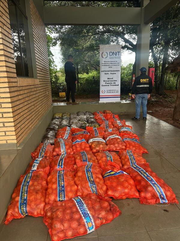 Incautan productos frutihortícolas de contrabando en puesto de control de Trinidad