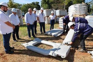 Director de Itaipú verificó avances en la futura Planta Solar Flotante - ADN Digital